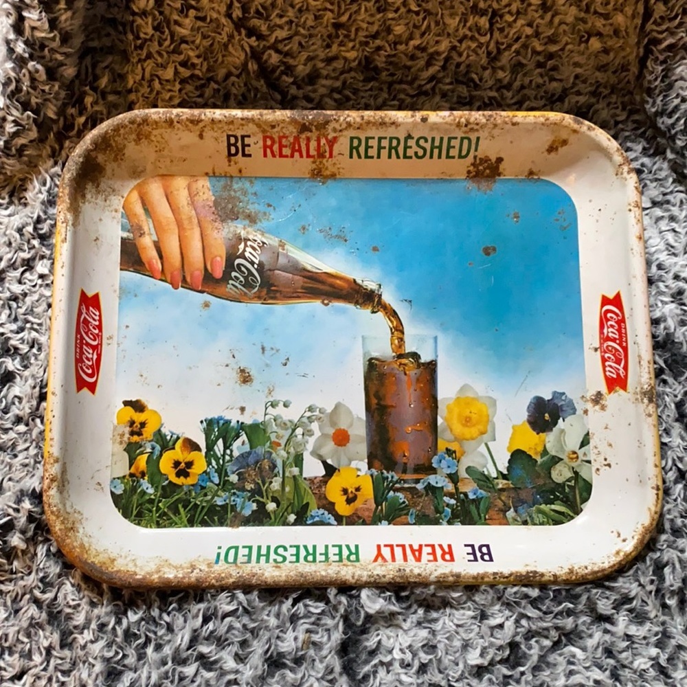1960S COCA-COLA METAL TRAY BE REALLY REFRESHED BOTTLE SIGN TIN LITHO VTG
